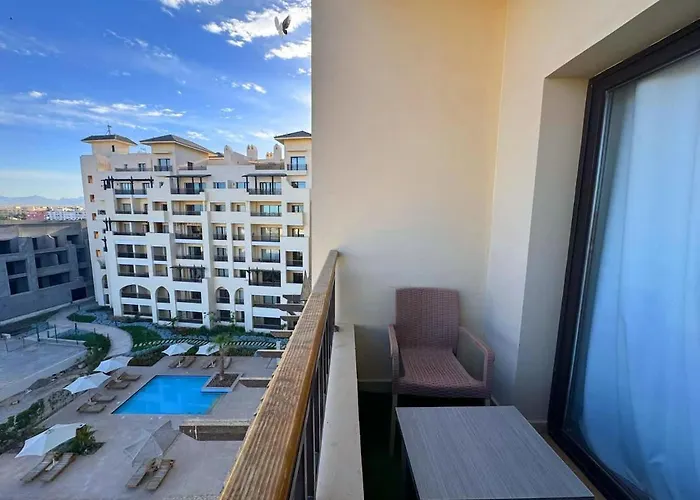 Stylish Superior 1br With Pool Access Apartment Hurghada