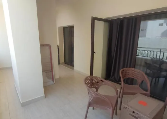 Apartment Stylish Superior 1br With Pool Access