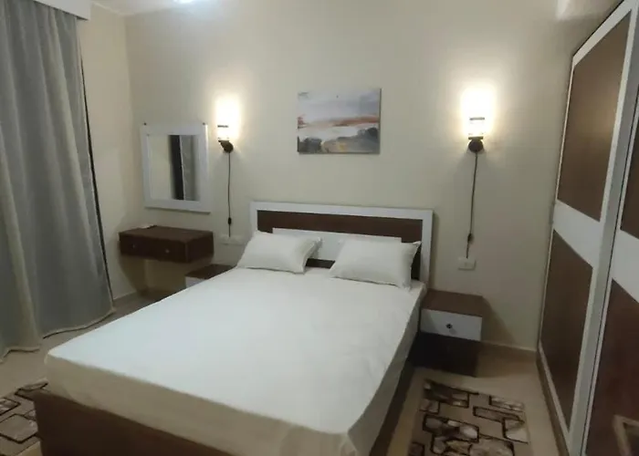 Stylish Superior 1br With Pool Access Apartment